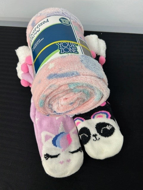 Kids Cozy Unicorn Blanket and Socks